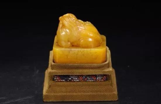 怎么鉴别寿山田黄的品质,寿山田黄价格在线鉴定