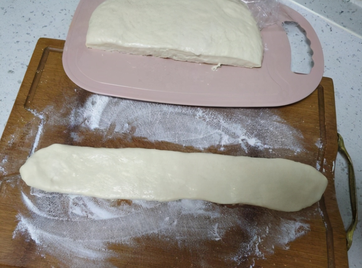 炸油条放碱面酵母酥脆吗,炸油条用不用酵母粉