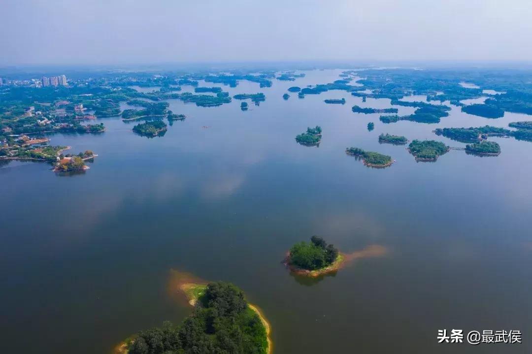 世警会入场式,世警会场地介绍