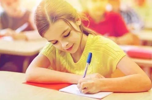 都说左撇子娃儿聪明是不是真的,为什么都说左撇子的人聪明