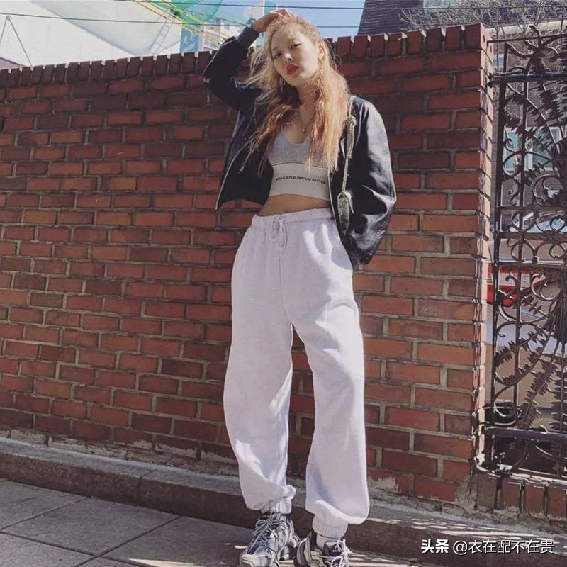 健身房身材不好可以穿运动内衣吗,为什么去健身房穿内衣