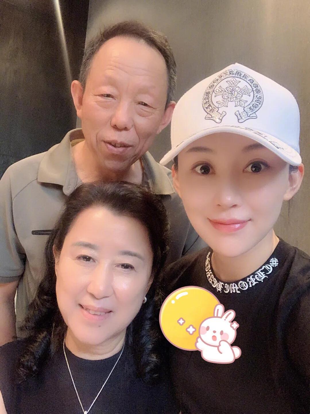 九球天后潘晓婷的成名之路,九球天后潘晓婷结过婚没有