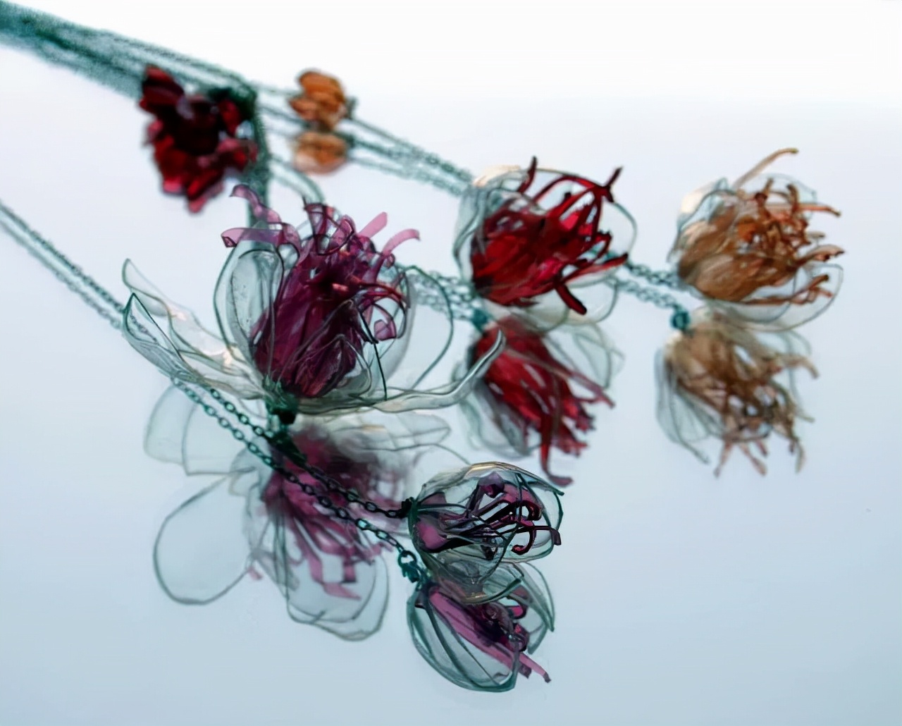 变废为宝简单又漂亮塑料瓶图文,100个废弃塑料瓶变废为宝的方法