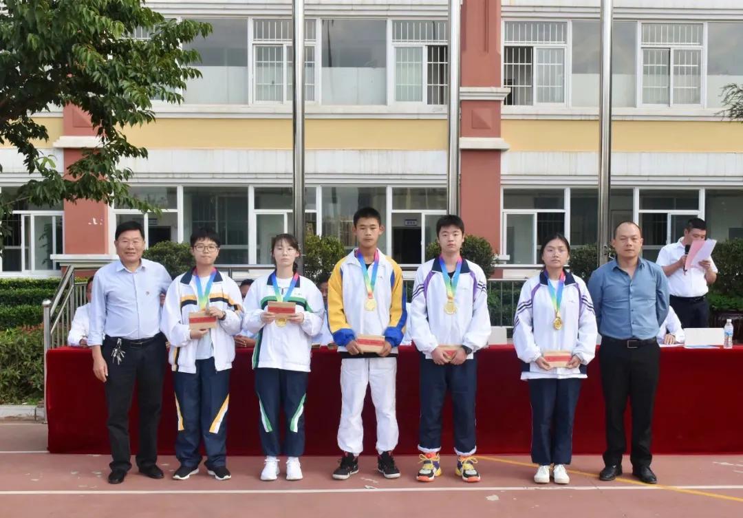 教师节我们一起上课,教师节我们在一起