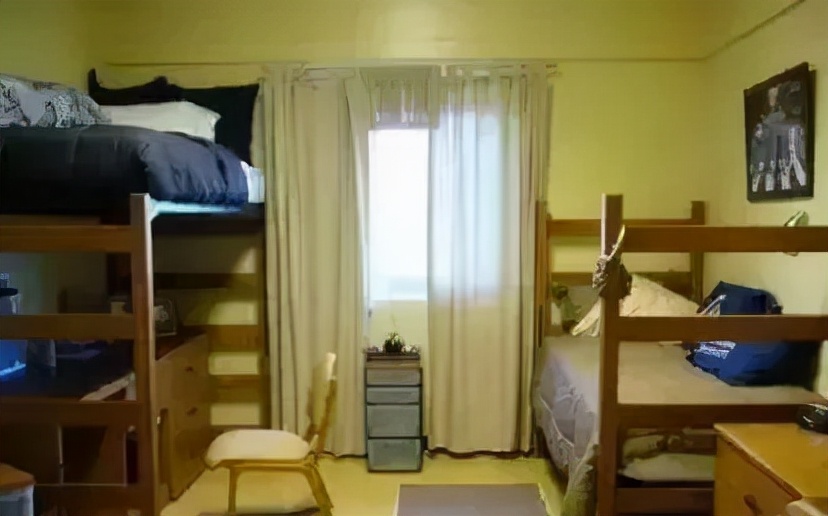 深职宿舍真实现状,深职吊打985