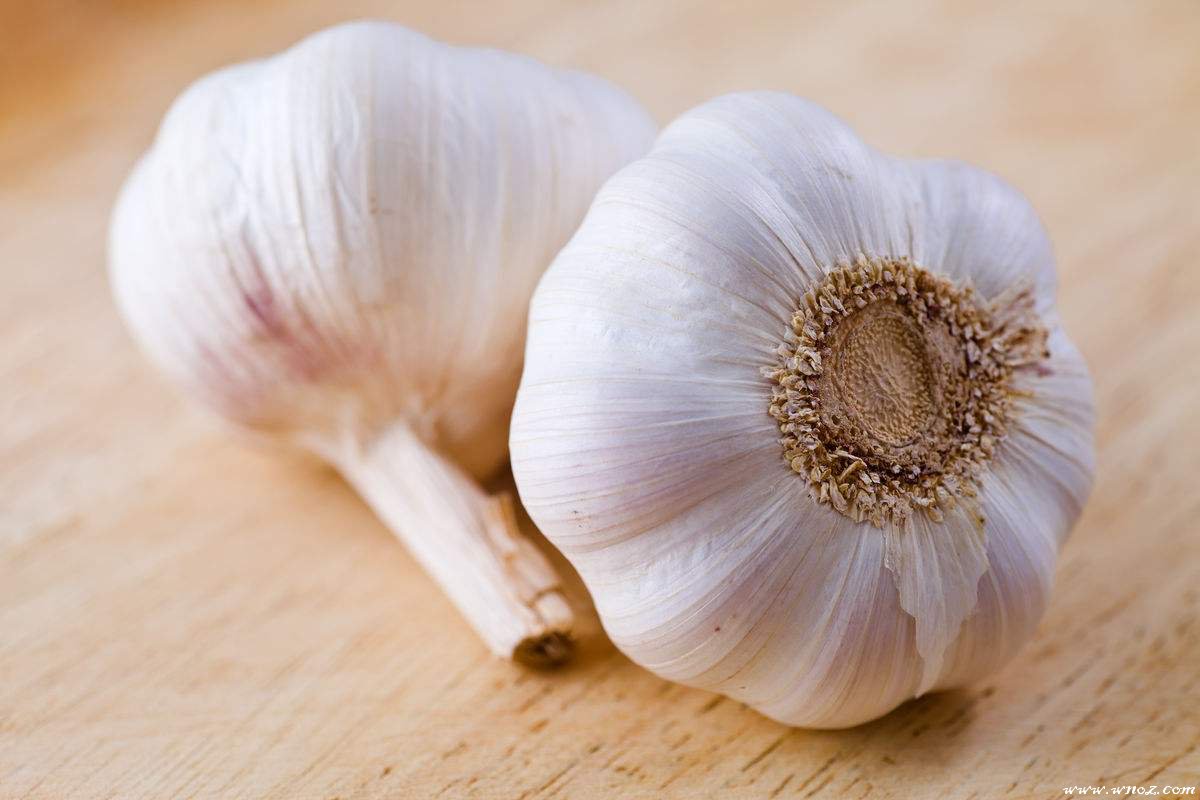 带皮糖醋蒜的腌制方法,舌尖上的中国腌糖蒜怎么腌好吃