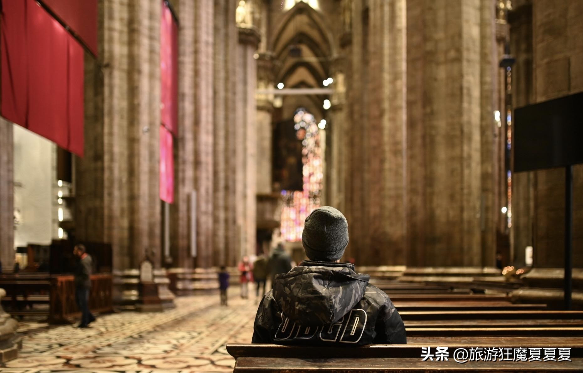 米兰大教堂拿破仑雕像,米兰建造600年的大教堂