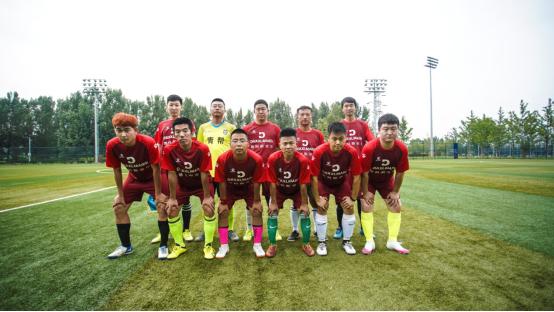 足球联赛榜首之战,榜首大战辽宁新疆