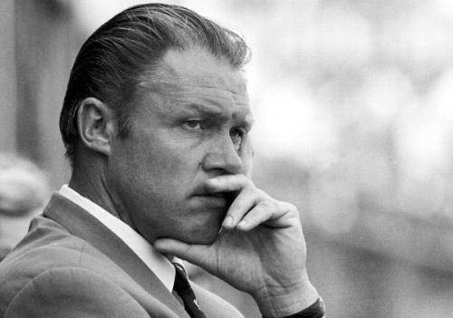 阿贾克斯沉浮录：曾经欧陆霸主，几度坠入低谷又卷土重来