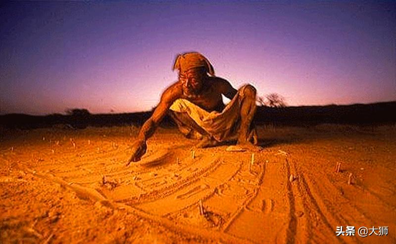 古代多贡人的天狼星崇拜：他们用壁画讲述天外来客与龙的故事