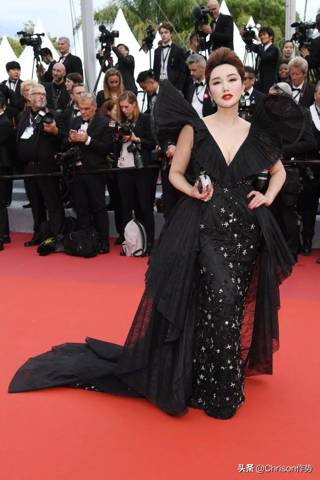 最近戛纳电影节红毯秀,戛纳红毯上的奇葩