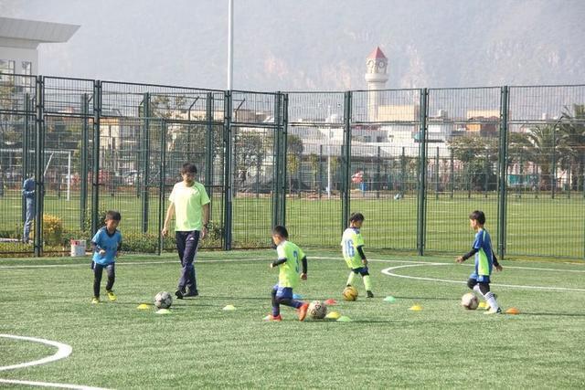 足球比赛可以让孩子学到什么,足球比赛带给孩子们的收获