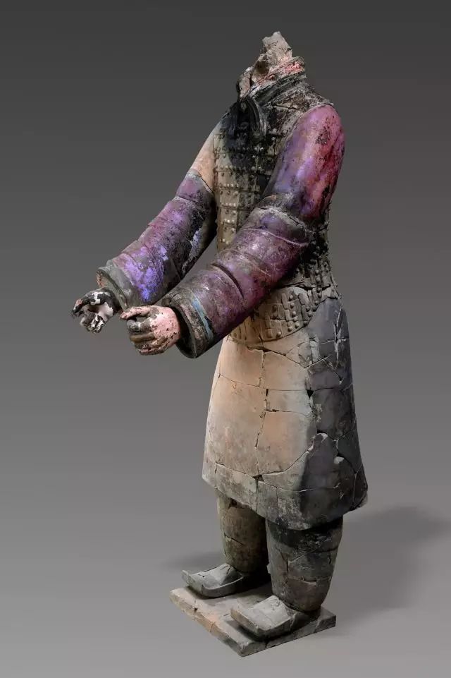 兵马俑出土的时候是彩色的,还原兵马俑的真实面貌