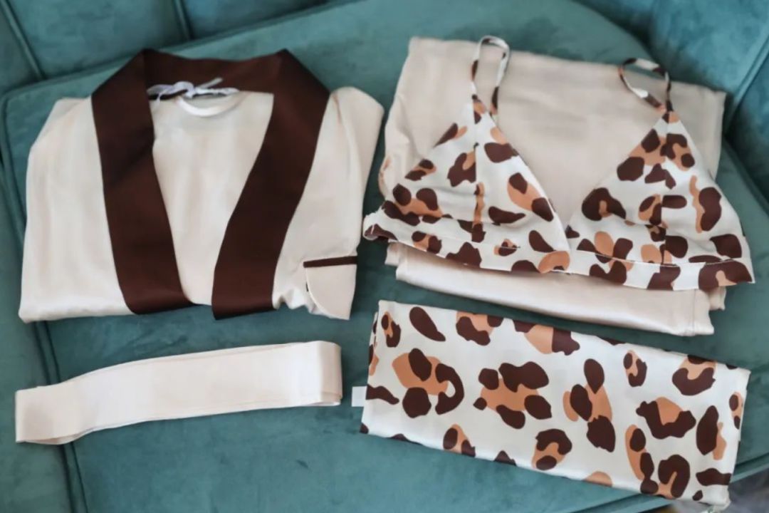 双面真丝枕套加真丝眼罩,宅家必备的高颜值睡衣