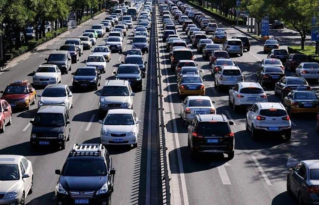 奥迪奔驰新车上市,奔驰宝马奥迪4月份新车售价