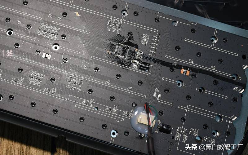 自从用了机械键盘就再也用不回电容胶了