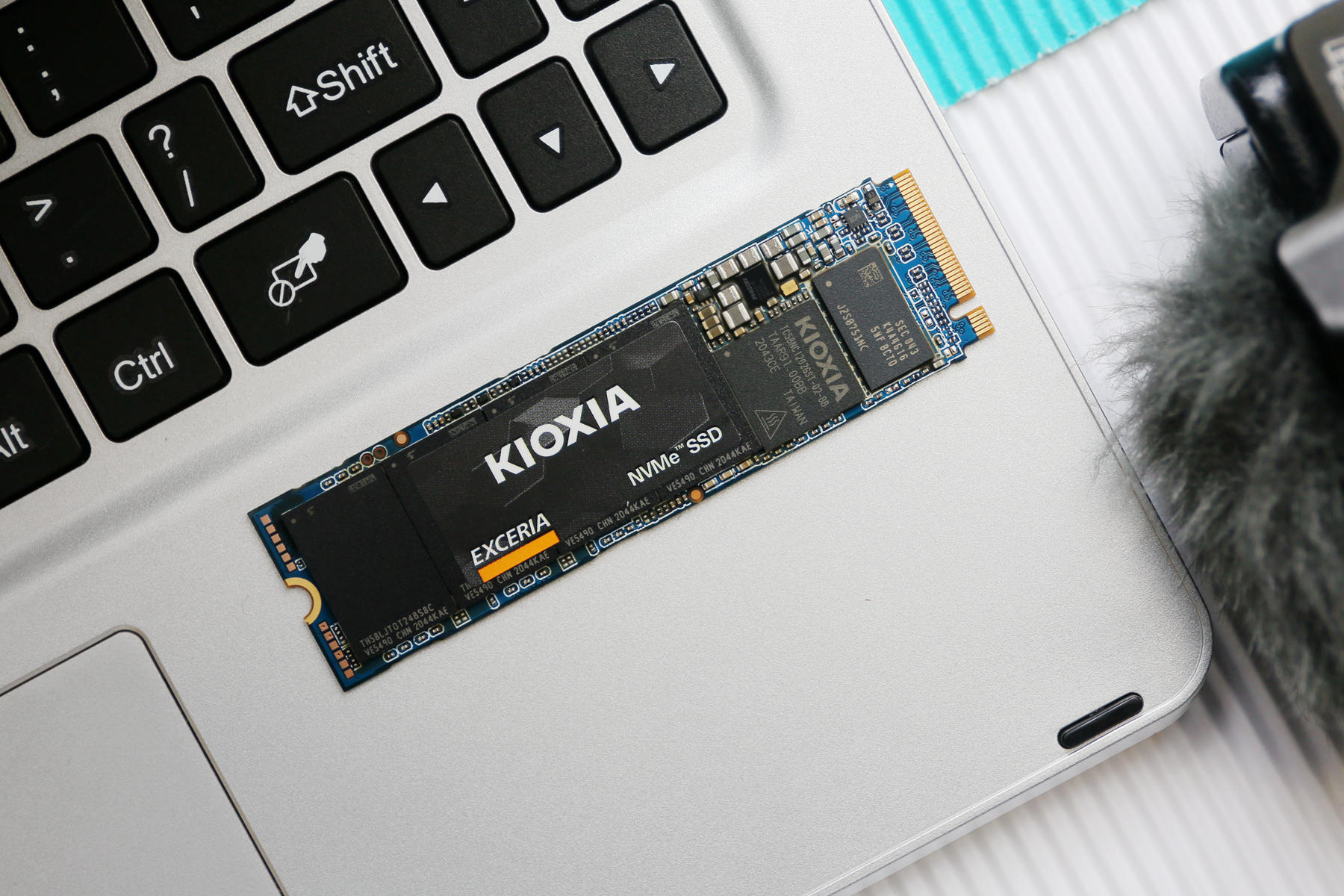 苹果笔记本扩容ssd固态硬盘,怎么更换大的固态硬盘内存