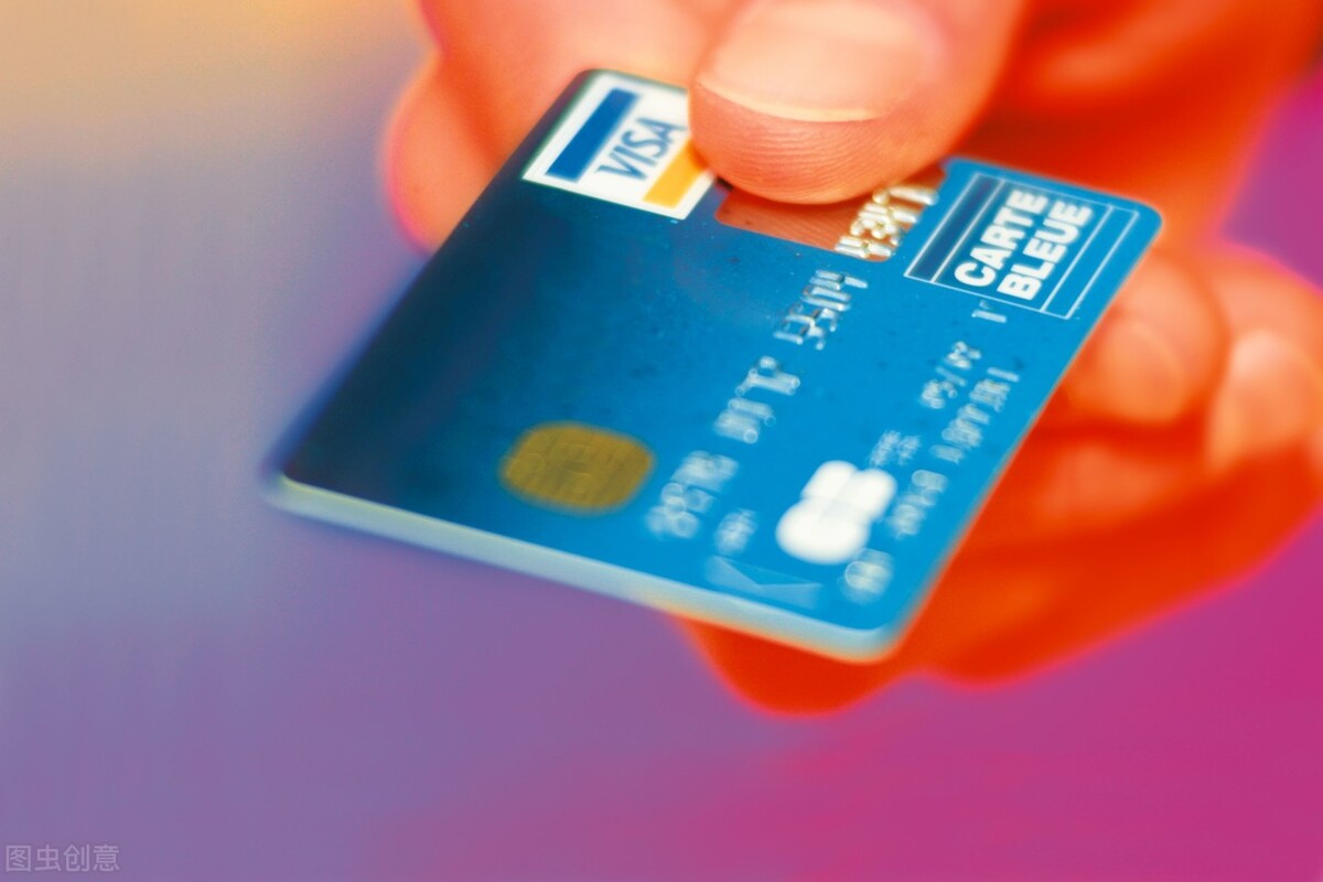 全球十大女包奢侈品牌排行榜,全球十大顶级奢侈品牌运动鞋