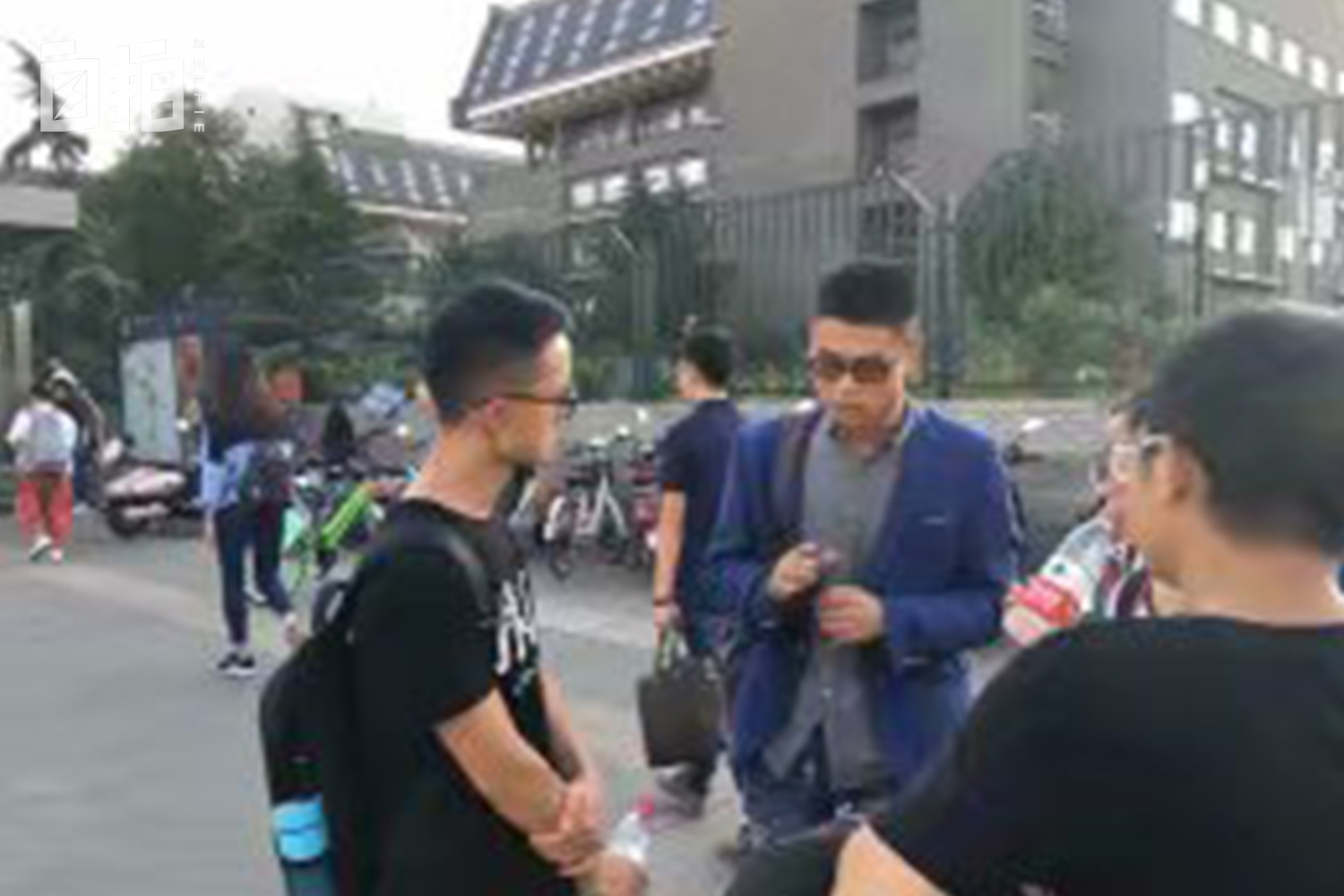 我高中辍学，打工十年，如今当上文学杂志主编