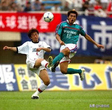 中国足球郑智李玮峰,李金羽李玮锋郑智同时代的球员