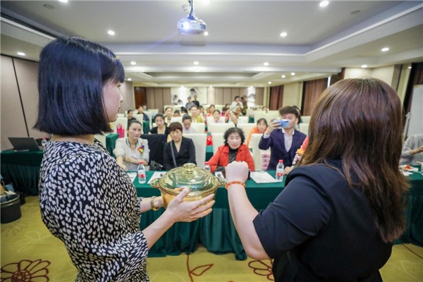 芒果超媒快乐购旗下“快乐团”电商新模式宣讲会株洲开讲