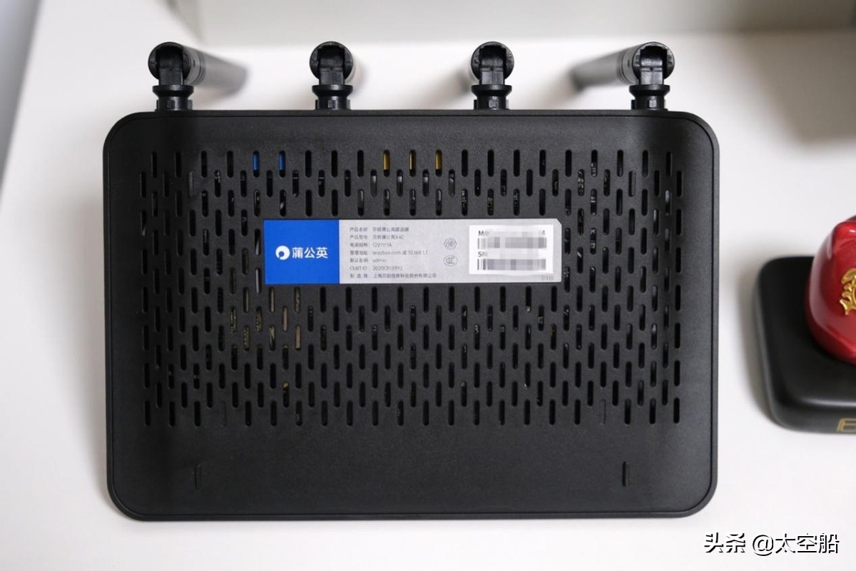 蒲公英x4c路由器可以插5g卡吗,蒲公英x4c路由器插卡即享高速网络