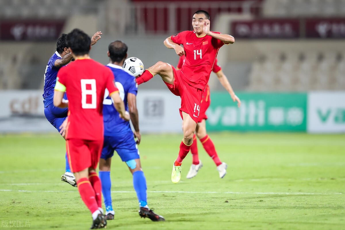 武磊山东鲁能赛前震撼一幕创纪录,时隔6年鲁能王牌斩获国足首球