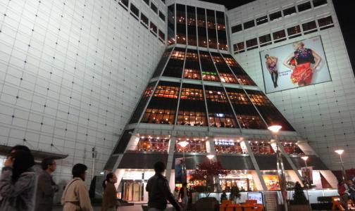 广州十三行服装批发市场,广州十三行服装批发市场被查