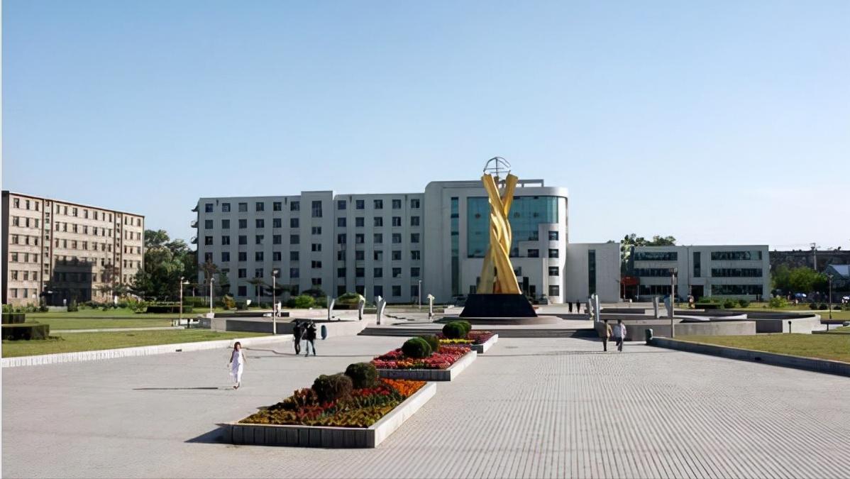 北华大学是一本还是二本院校,南华东华西华北华大学都在哪里