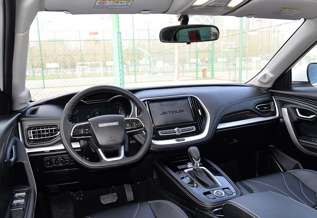 销量王上市一年就换代，AT换成双离合！网友：奇瑞终于会玩把戏了