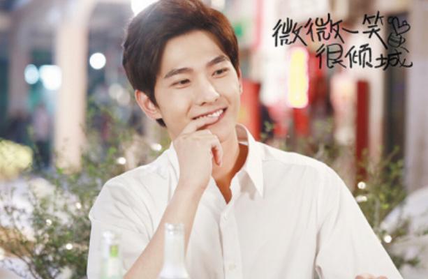 杨洋肖奈微微视频有点甜,杨洋唱微微一笑主题曲
