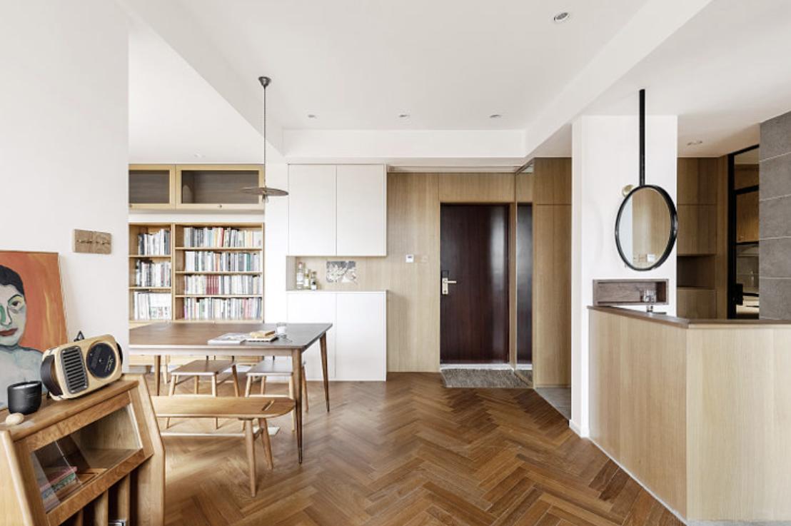 年轻人一人一猫的独居生活,一屋一人一猫的生活视频