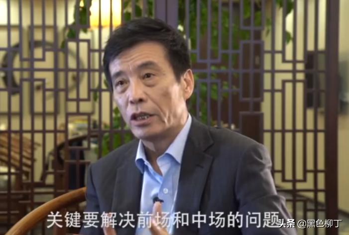 盘点国足的9位归化球员现状,值得国足归化的几位球员