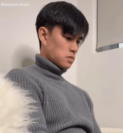 澶栧浗浜哄湪鐢锋湅鍙嬮潰鍓嶇殑鍙规皵,鐩樼偣琚洿鐢锋皵鍒版姄鐙傜殑鐬棿