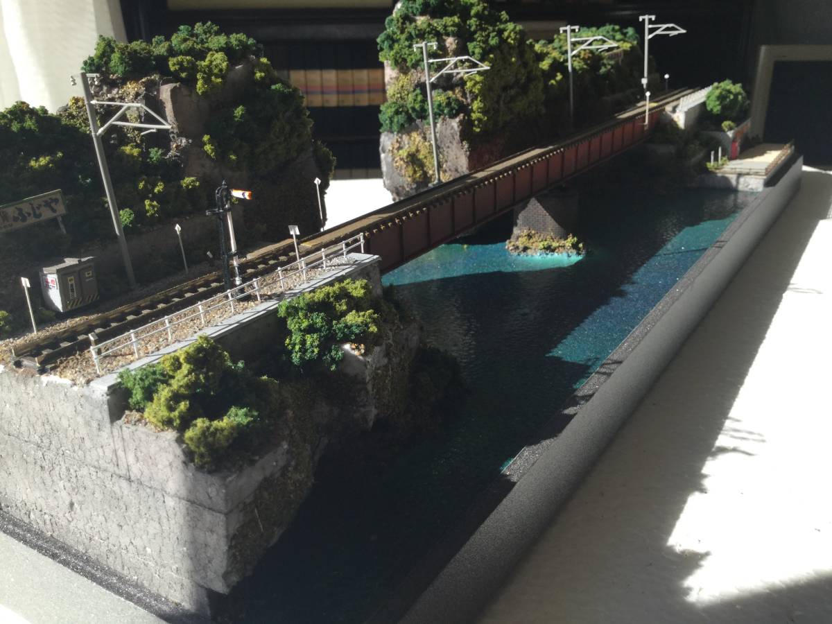 n系列火车模型开箱,n轨模型火车加快速度