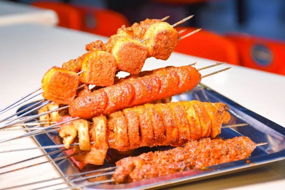 隐藏在胡同里的炸串,藏在路边的炸串摊