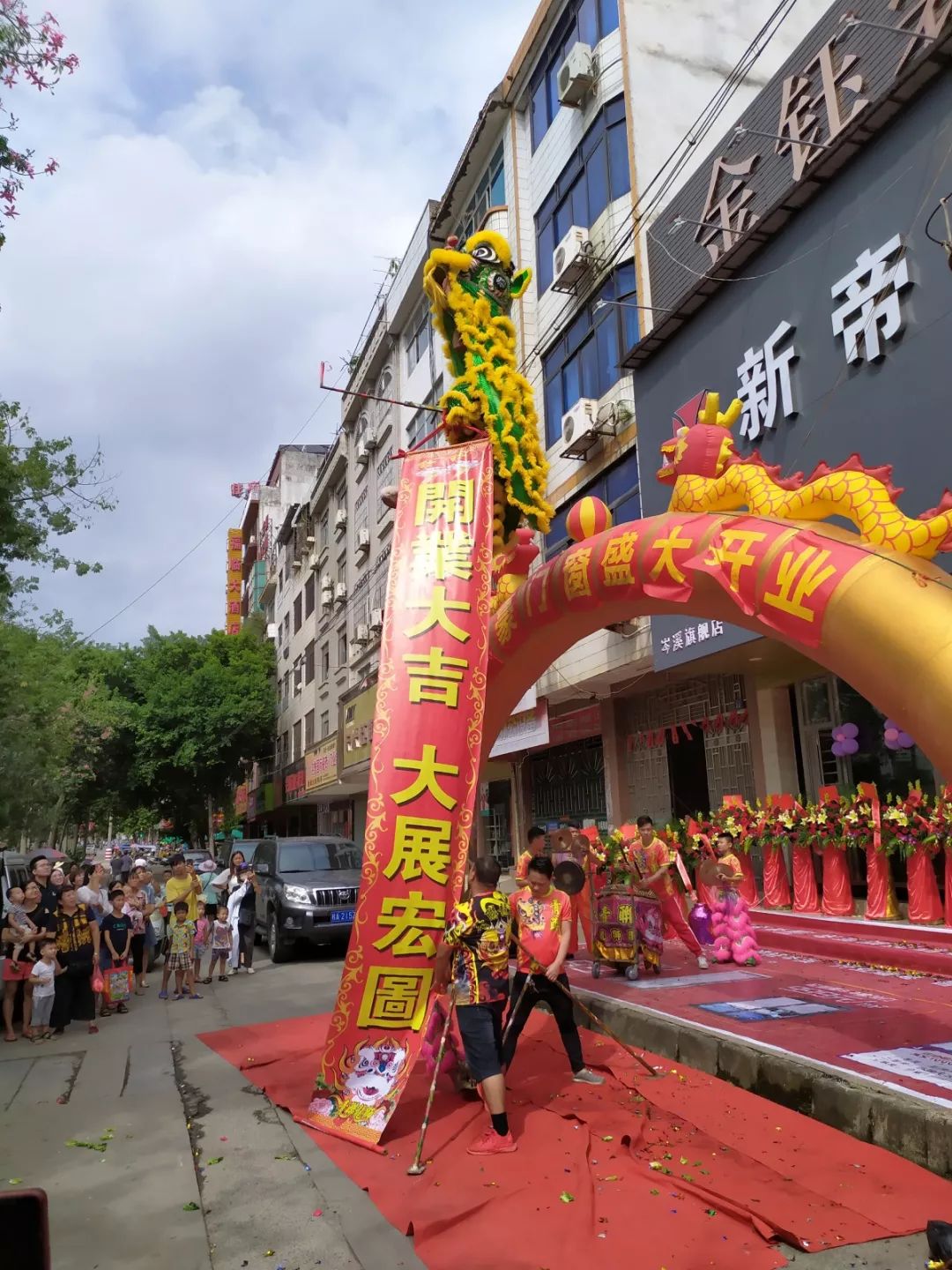 岑溪新帝豪门窗,新帝豪岑溪