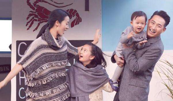 孙莉黄多多母亲节,母亲节女儿送妈妈花多张照片