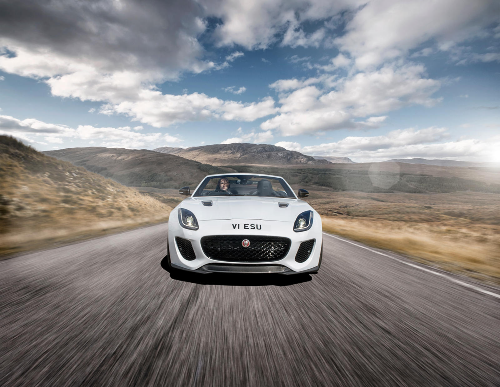 捷豹fpace低配音响改装,捷豹f-pace改装后排后移