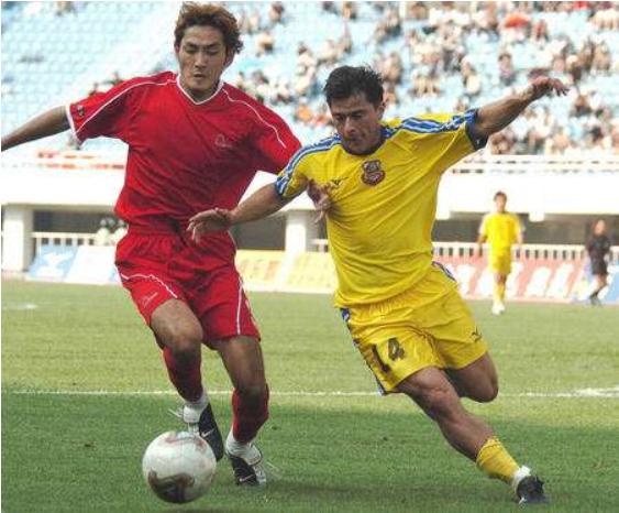 雷纳托过人集锦,雷纳托比赛视频