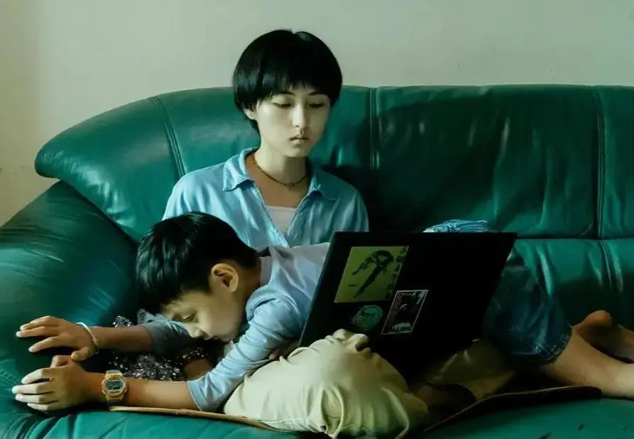 《我的姐姐》：姐弟结局不仅是血缘，更在于人性中柔软内心的抉择