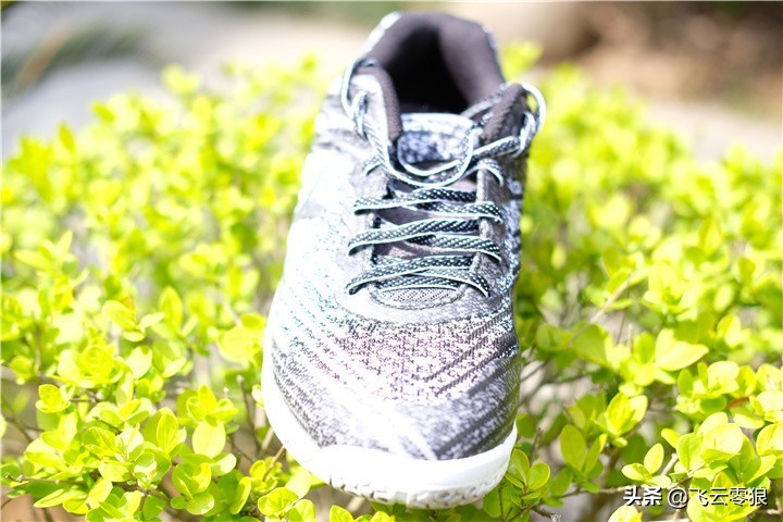 飞云a922评测,羽毛球鞋排行榜前十名中羽