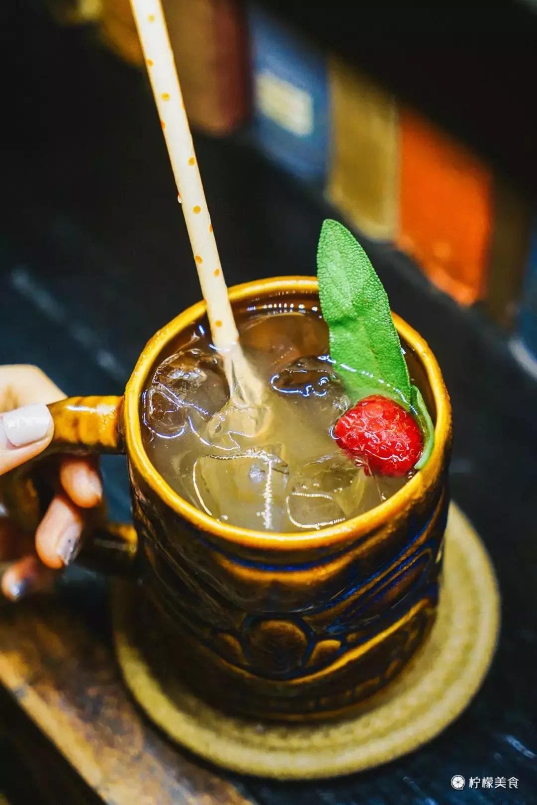 深圳藏在巷子里的酒馆清吧,藏在深圳闹市里的复古小酒馆