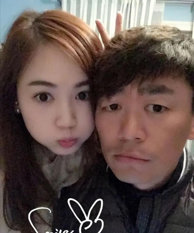 王宝强王子豪是亲生的吗,王子豪是王宝强的亲生的吗