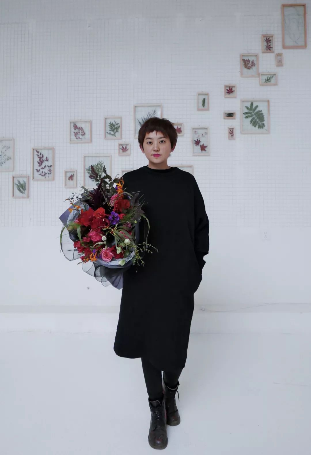 爆改废弃工厂，看三个姑娘如何施展植物魔法