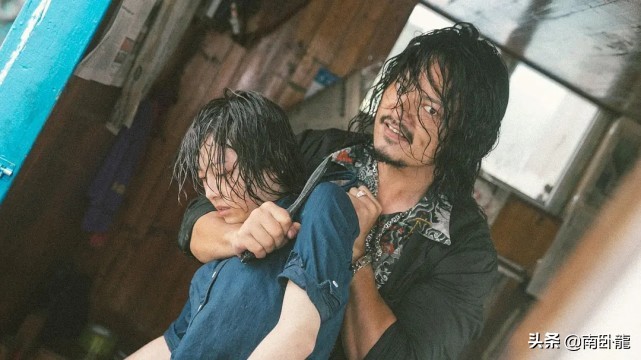 《蛇王岛》上映，巨蟒现世灾难降临，人心比怪兽更可怕