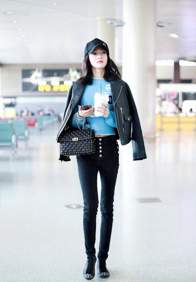 张韶涵穿马甲线的照片,张韶涵穿马甲线衣服