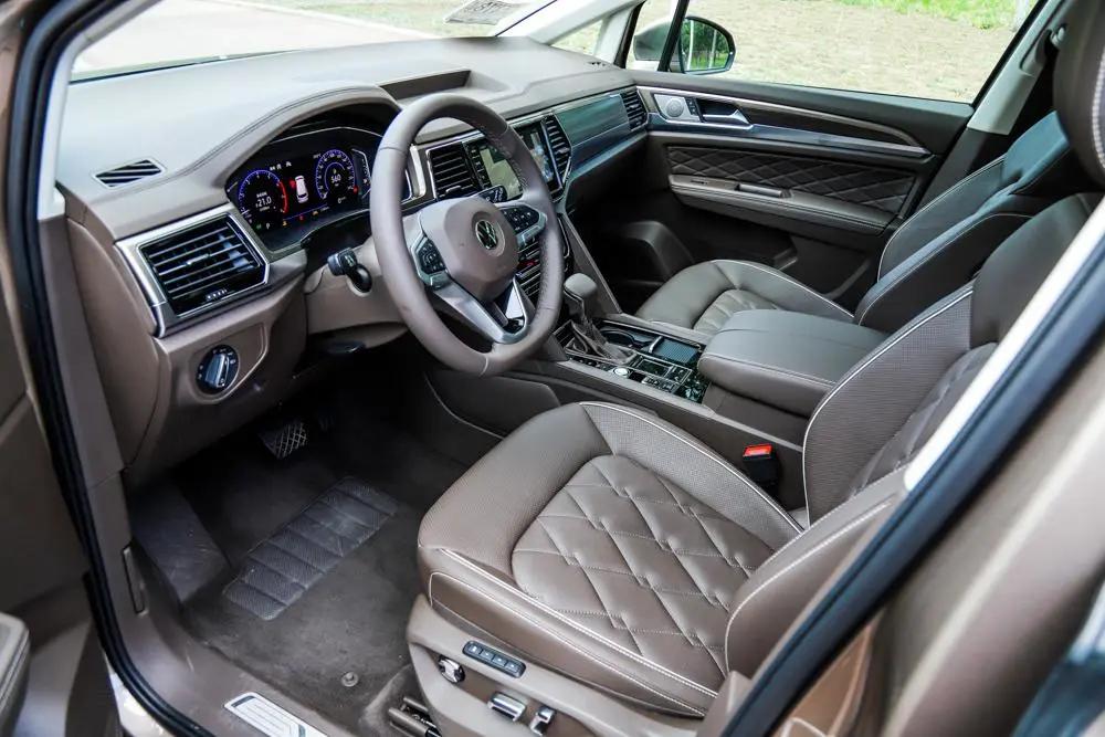 诚意之作试驾新款上汽大众威然,最新款的上汽大众威然mpv