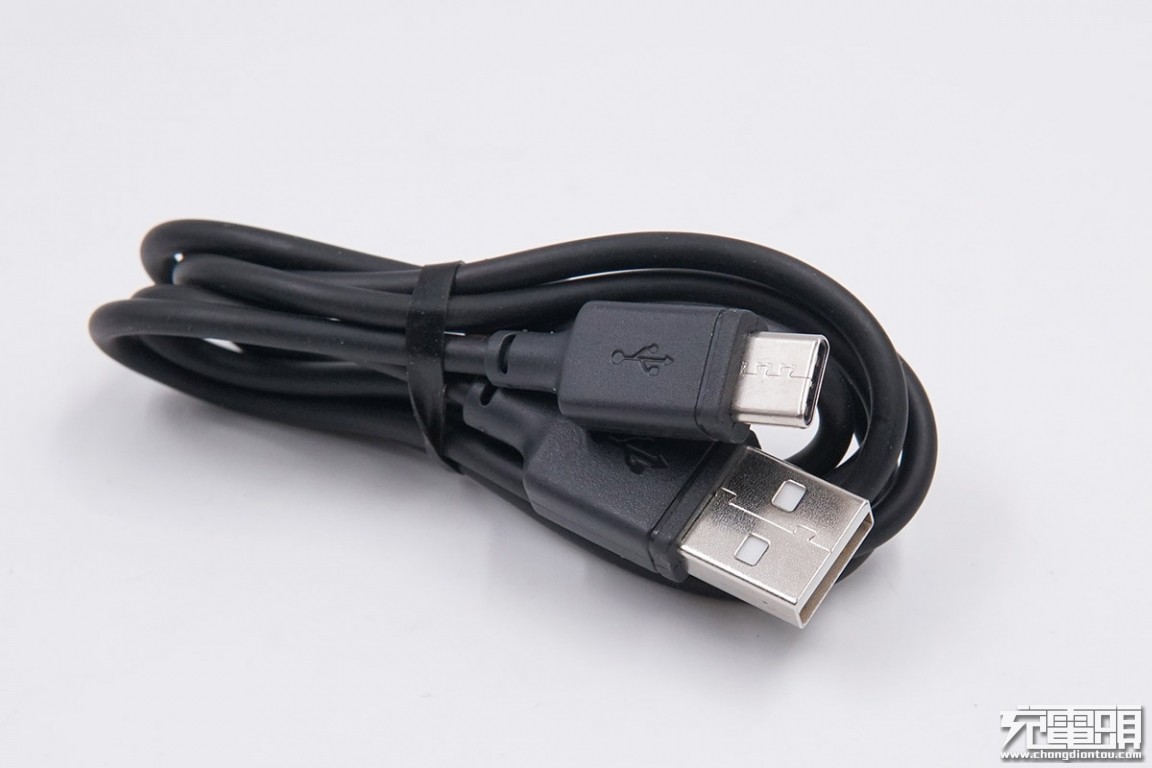 华为磁吸车载无线充电支架,华为车载超级快充支架测评