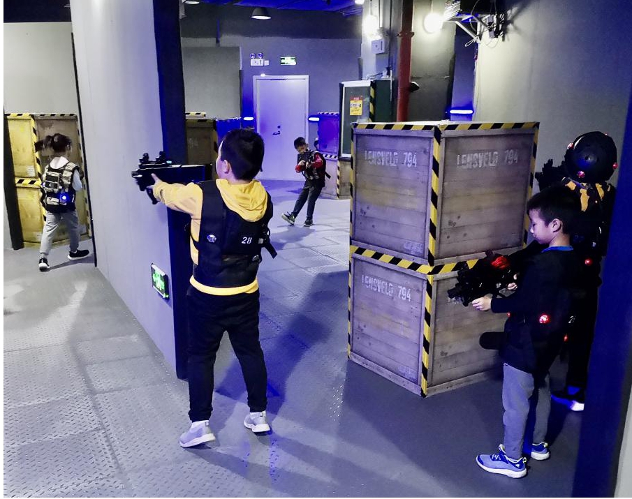 glsa镭战大联盟真人cs,镭战大联盟真人cs南宁店